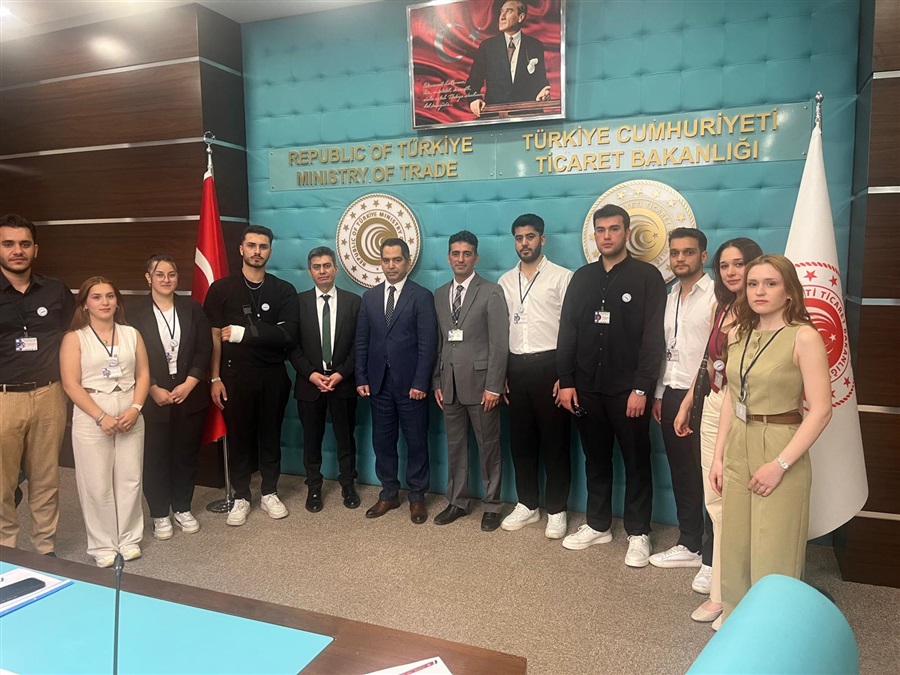 Trakya Üniversitesi Gümrük Gelişim Ağı Topluluğu Öğrencileri Bakanlığımızı Ziyaret Etti